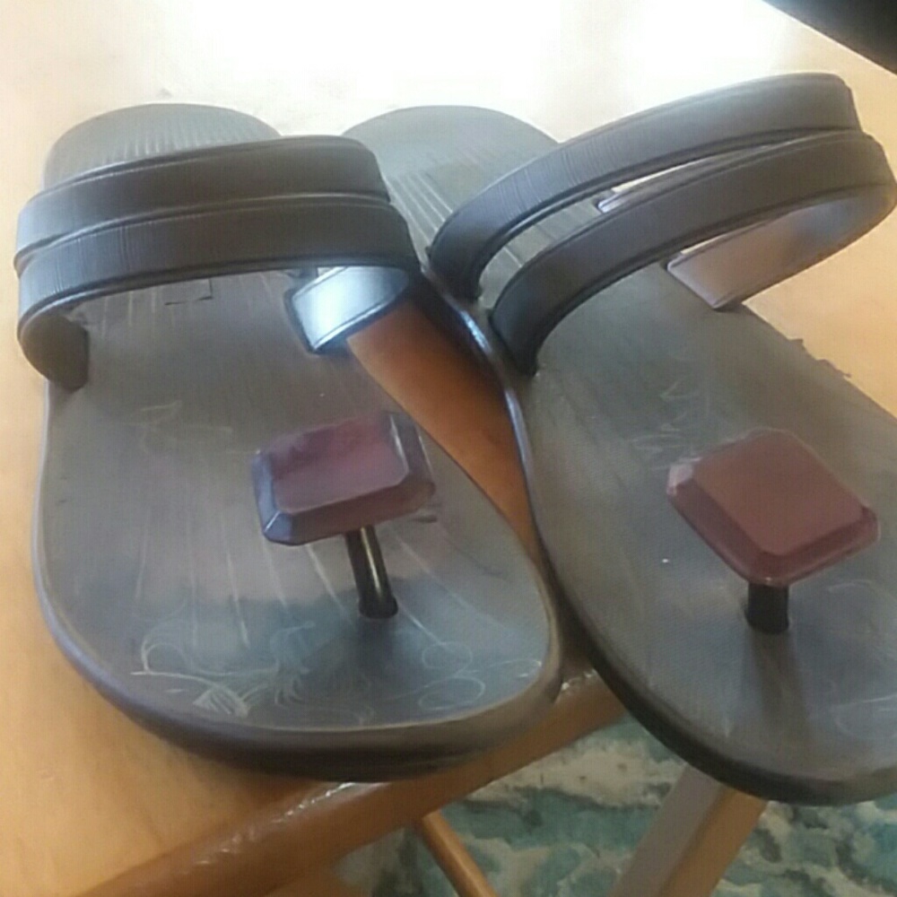 beach sandals